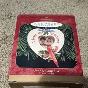Hallmark Keepsake For My Grandma Photo Holder Ornament Box 1999 Tree VTG Xmas